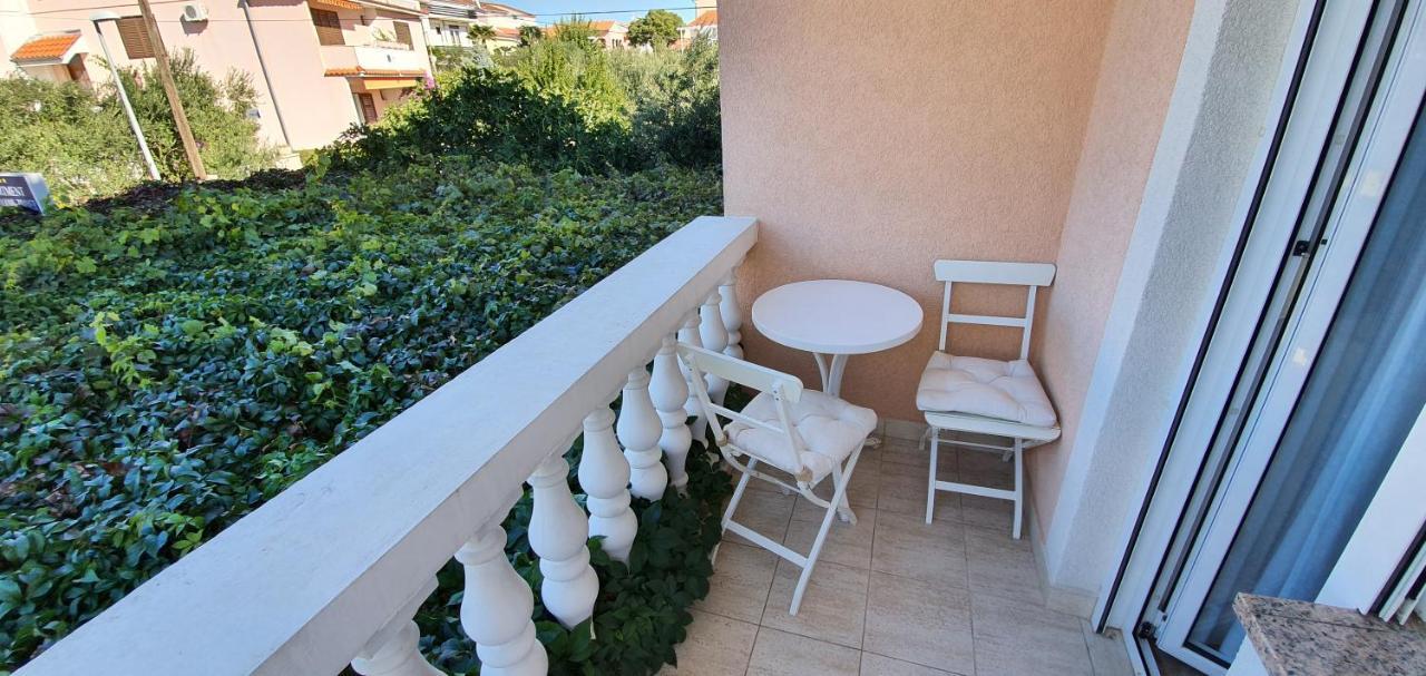 Apartmani Mira ヴォディツェ エクステリア 写真